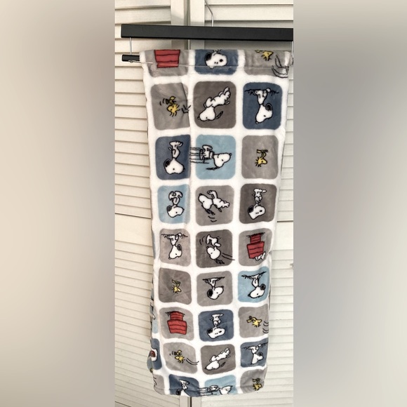 Peanuts Holiday Berkshire Peanuts Christmas Throw Blanket Nwt